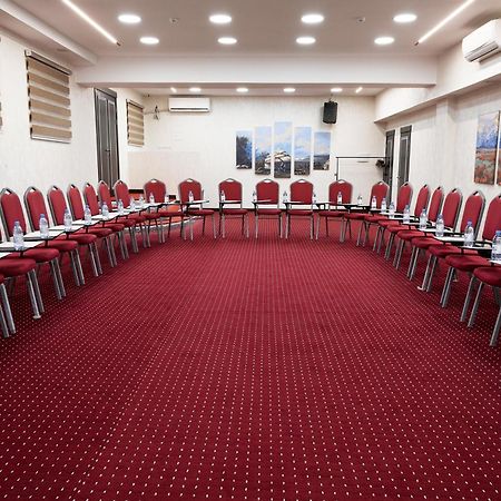 Megapolis Hotel שימקנט מראה חיצוני תמונה