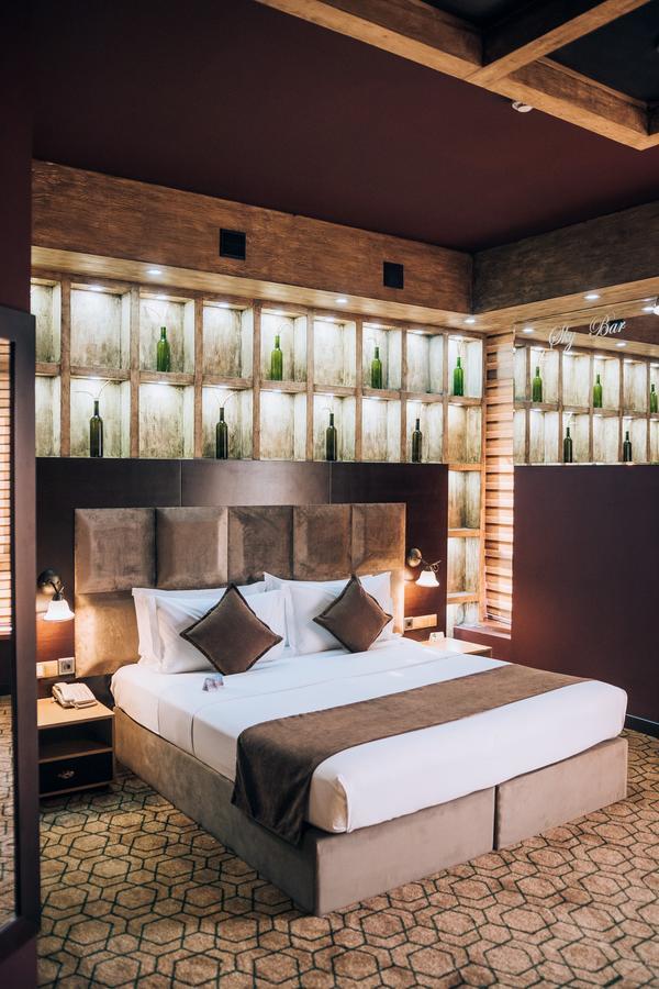 Megapolis Hotel שימקנט מראה חיצוני תמונה