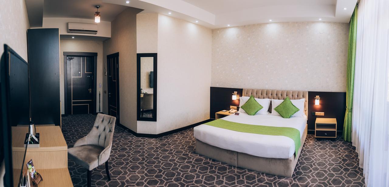 Megapolis Hotel שימקנט מראה חיצוני תמונה